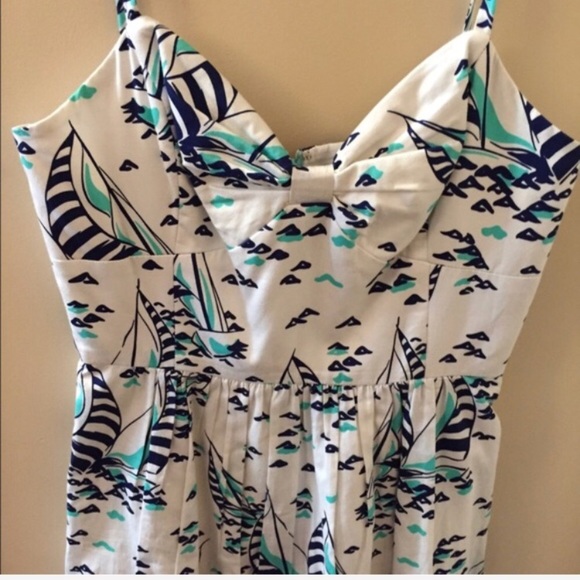 Vineyard Vines sailboat dress - Picture 4 of 4